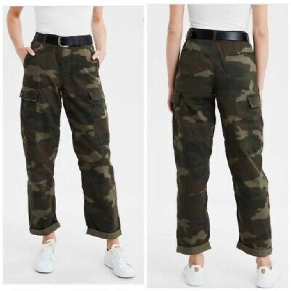 American Eagle High Waisted Cargo Pants 12 SHORT